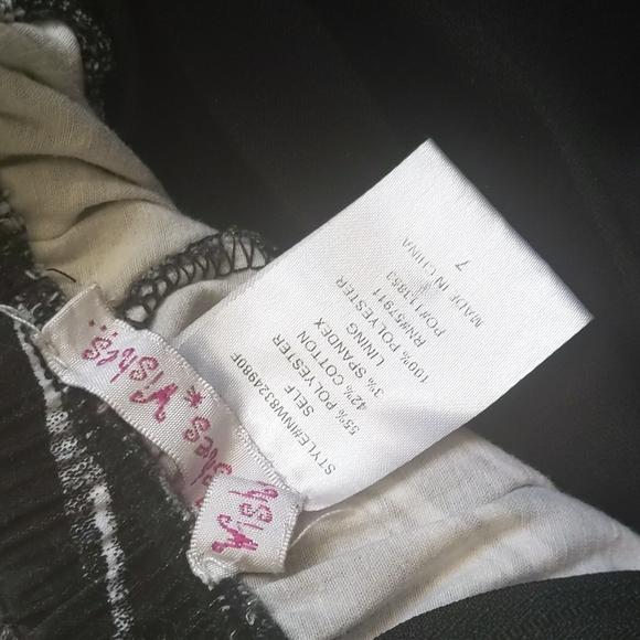 LAST CHANCE! Black and White Strapless Dress size 7 - Picture 5 of 5